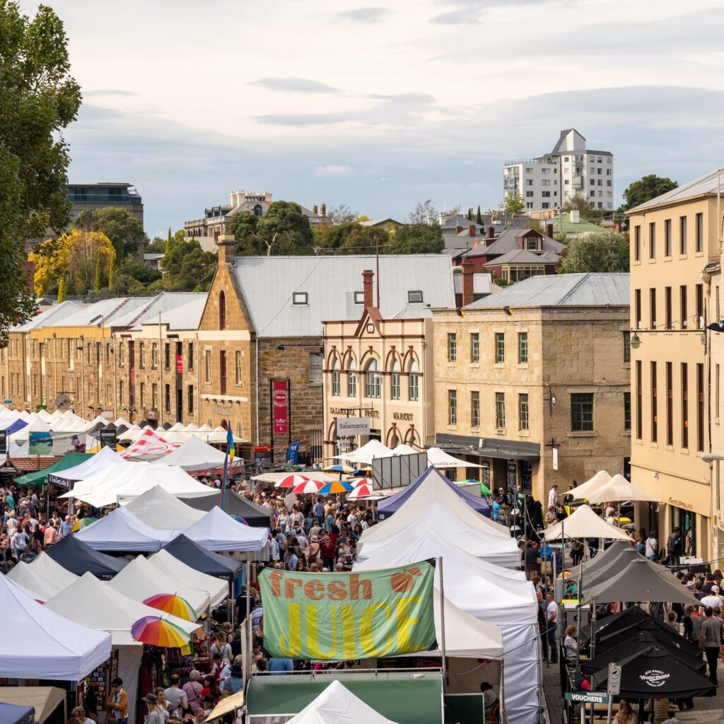 Discover Tasmania’s Festivals, Markets & Local Flavors